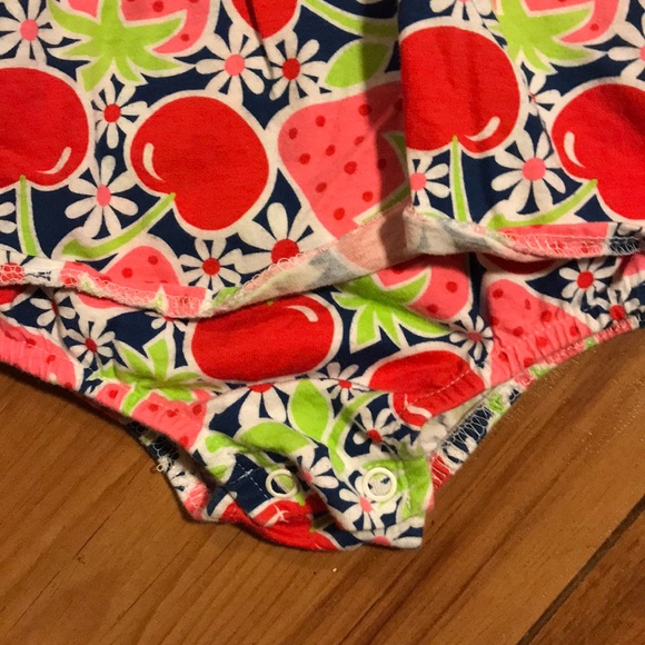 First impressions one piece - Picture 3 of 5